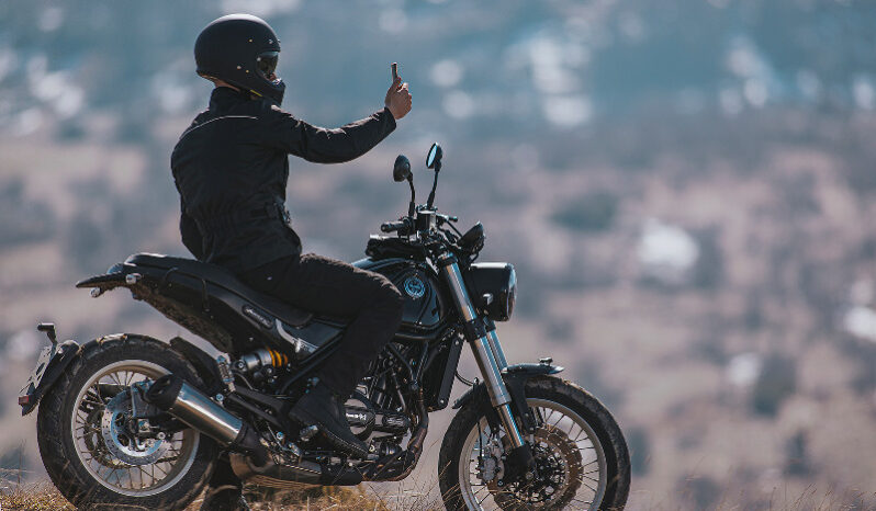 Benelli Leoncino 500 TRAIL pieno