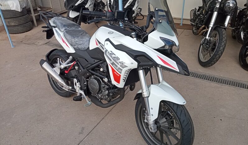Benelli TRK 251 pieno