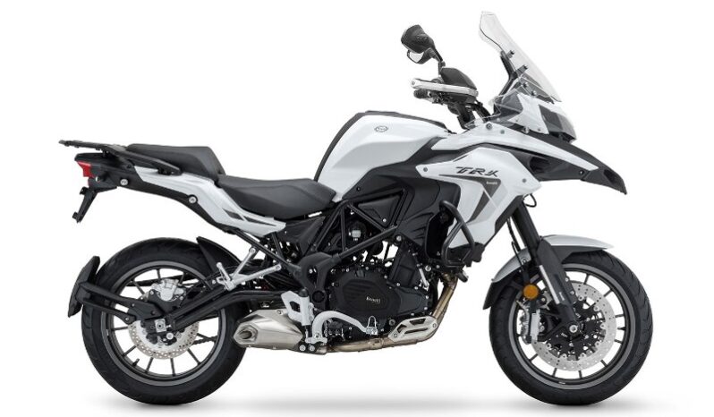 Benelli TRK 502 pieno