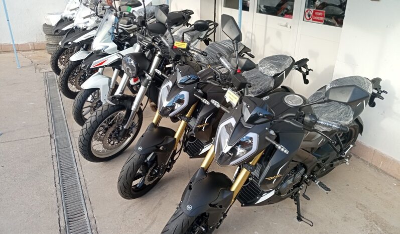 Benelli TRK 702 pieno