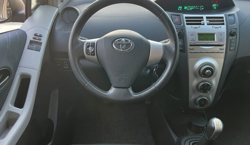 Toyota Yaris 1.0 Active pieno