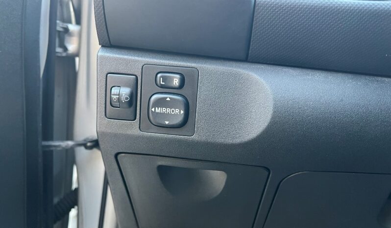 Toyota Yaris 1.0 Active pieno