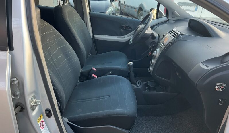 Toyota Yaris 1.0 Active pieno