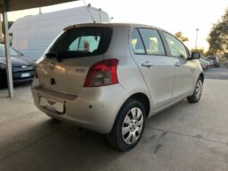 Toyota Yaris 1.0 Active pieno