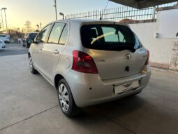 Toyota Yaris 1.0 Active pieno