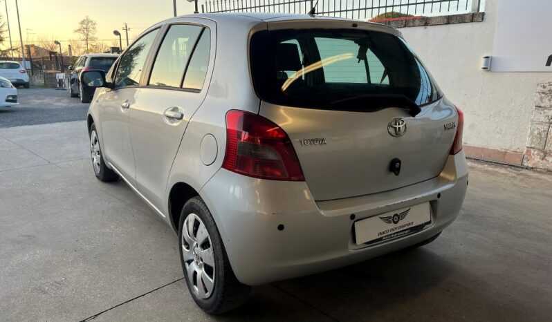 Toyota Yaris 1.0 Active pieno