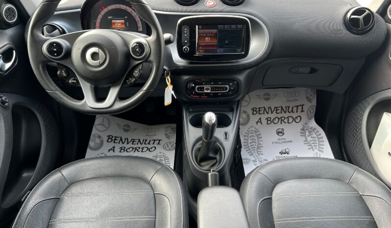 Smart Forfour 1.0 Prime – Total Black pieno