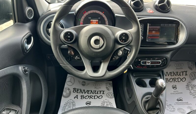 Smart Forfour 1.0 Prime – Total Black pieno