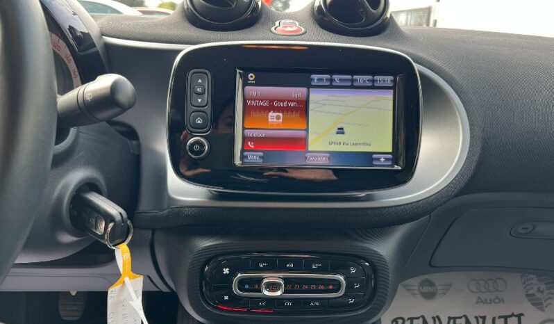 Smart Forfour 1.0 Prime – Total Black pieno