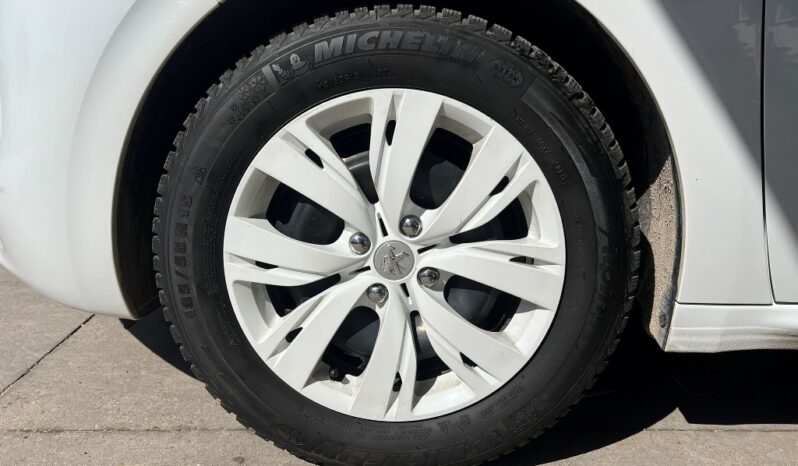 Peugeot 208 1.2 Active pieno