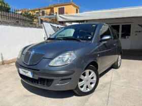 Lancia Ypsilon 1.2 Argento 150°