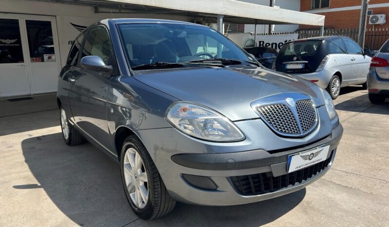 Lancia Ypsilon 1.2 Argento 150° pieno