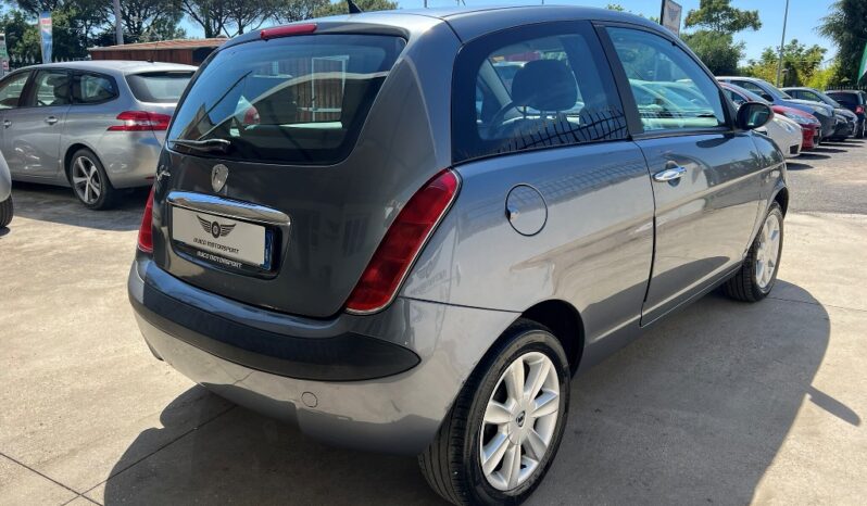Lancia Ypsilon 1.2 Argento 150° pieno