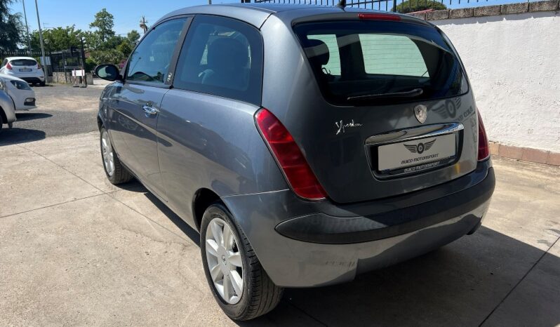 Lancia Ypsilon 1.2 Argento 150° pieno