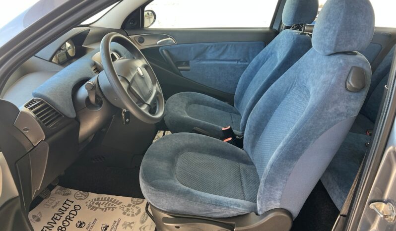 Lancia Ypsilon 1.2 Argento 150° pieno