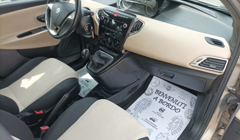 Lancia Ypsilon 1.3 MTJ Gold pieno