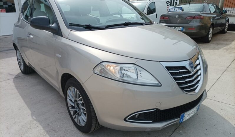 Lancia Ypsilon 1.3 MTJ Gold pieno