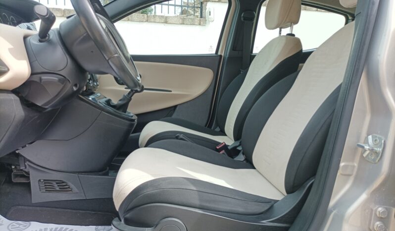 Lancia Ypsilon 1.3 MTJ Gold pieno